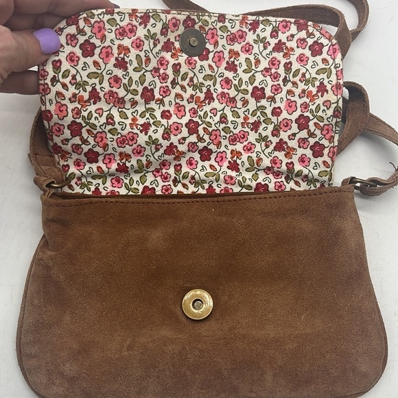 Sopresa Carmel Color Suede Crossbody Small Bag  BRN4235D - Picture 3 of 11